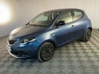 Usata Lancia Ypsilon Gold 70 CV (51 kW) 2021 Blu Utilitaria