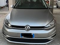 Usata VW Golf VII Business 115 CV (84 kW) 2019 Grigio Utilitaria