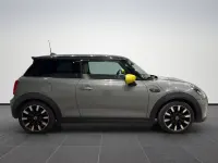 Usata Mini Cooper SE 75 kW (102 CV) 2022 Moonwalk grey metallic Utilitaria