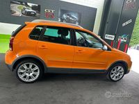 Usata VW Polo Cross 69 CV (50 kW) 2006 Arancione Utilitaria