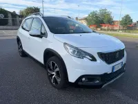 Usata Peugeot 2008 Allure 99 CV (72 kW) 2016 Bianco SUV