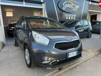 Usata Kia Venga 90 CV (66 kW) 2018 Grigio Utilitaria