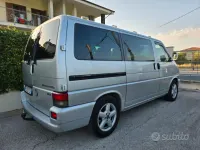 Usata VW Caravelle 151 CV (111 kW) 2001 Grigio Furgone