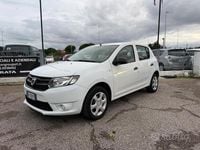 Usata Dacia Sandero Ambiance 75 CV (55 kW) 2013 Bianco Berlina