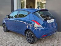 Usata Lancia Ypsilon 69 CV (50 kW) 2018 Blu Utilitaria
