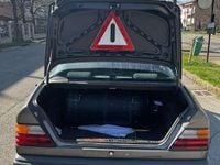 Usata Mercedes E200 122 CV (89 kW) 1984