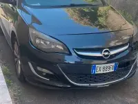 Usata Opel Astra 140 CV (102 kW) 2014 Nero Berlina