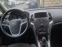 Usata Opel Astra Cosmo 115 CV (84 kW) 2010 Bianco Berlina