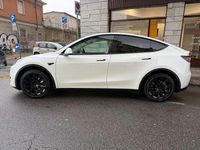 Occasion Tesla Model Y Standard Range 219 kW (299 ch) 2024 Blanc SUV