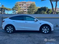 Usata Tesla Model Y 189 kW (258 CV) 2023 Bianco SUV