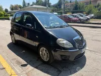 Usata Lancia Musa 95 CV (69 kW) 2009 Nero Monovolume
