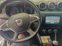 Usata Dacia Duster 114 CV (83 kW) 2019 Bianco SUV