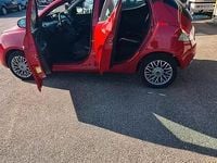 Usata Lancia Ypsilon Silver 69 CV (50 kW) 2012 Rosso Utilitaria