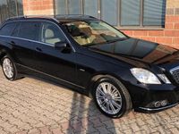 Usata Mercedes E350 Elegance 231 CV (169 kW) 2009 Nero Station wagon