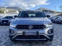 Usata VW T-Roc Life 116 CV (85 kW) 2025 Nero SUV