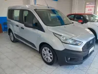 Begagnad Ford Tourneo Connect 120 HK (88 kW) 2019 Grå Minibuss
