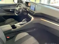 Usata Peugeot 3008 131 CV (96 kW) 2018 Bluazzurro SUV