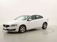Usata Volvo S60 Kinetic 190 CV (139 kW) 2018 Bianco Berlina