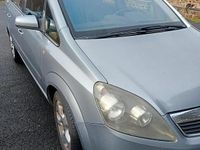 Usata Opel Zafira 101 CV (74 kW) 2006 Grigio Monovolume
