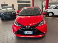 Usata Toyota Aygo Cool 69 CV (50 kW) 2016 Rosso Utilitaria