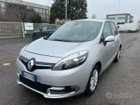 Usata Renault Scenic E-Tech 110 CV (80 kW) 2014 Grigio Monovolume