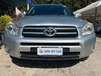 Usata Toyota RAV4 Sol 136 CV (100 kW) 2009 Grigio SUV
