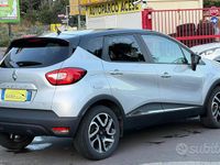 Usata Renault Captur 90 CV (66 kW) 2014 Grigio SUV