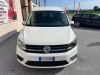 Usata VW Caddy 102 CV (75 kW) 2018 Bianco Monovolume