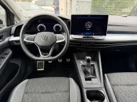 Usado VW Golf VIII 116 CV (85 kW) 2025 Gris Berlina