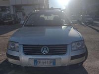 Usata VW Passat Highline 131 CV (96 kW) 2002 Argento Station wagon