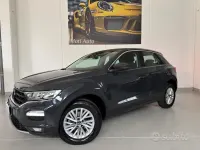 Usata VW T-Roc Business 110 CV (80 kW) 2021 Grigio SUV