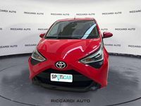 Usata Toyota Aygo Business Edition 72 CV (52 kW) 2019 Rosso Utilitaria