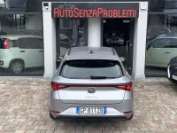 Usado Seat Leon 150 HP (110 kW) 2023 Prateado Carrinha