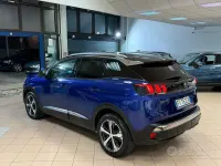 Usata Peugeot 3008 S 131 CV (96 kW) 2018 Bluazzurro SUV