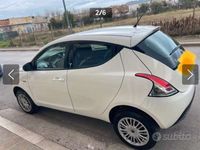 usata Lancia Ypsilon 0.9 t.air Elefantino ecochic metano 80cv