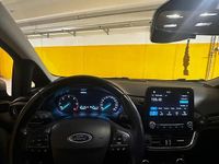Gebraucht Ford Fiesta Active 86 PS (63 kW) 2018 Grau Kleinwagen