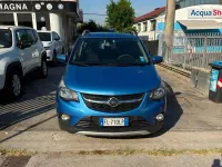 Usata Opel Karl Rocks 73 CV (53 kW) 2018 Blu/azzurro Utilitaria