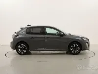 Usata Peugeot 208 Allure 101 CV (74 kW) 2025 Grigio Utilitaria