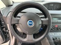 Usata Fiat Idea Active 70 CV (51 kW) 2005 Grigio Monovolume