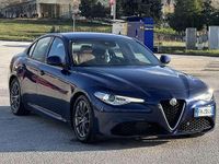 Używany Alfa Romeo Giulia Business 180 KM (132 kW) 2017 Niebieski Sedan/Limuzyna