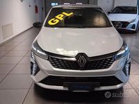 Nuova Renault Clio V Techno 100 CV (73 kW) 2025 Grigio Berlina