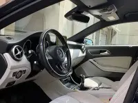 Usata Mercedes A160 Premium 90 CV (66 kW) 2017 Blu/azzurro Berlina