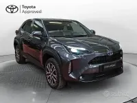 Begagnad Toyota Yaris Cross Trend 2022 Grå SUV