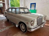 Usata Mercedes 190 80 CV (58 kW) 1964 Other Berlina