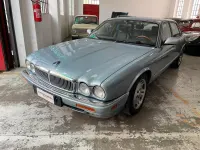 Usata Jaguar XJ Executive 241 CV (177 kW) 1997 Blu Berlina