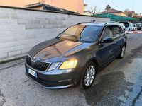 Usata Skoda Octavia G-TEC Executive 110 CV (80 kW) 2018 Grigio Station wagon
