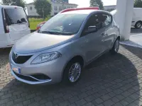 Usata Lancia Ypsilon Gold 69 CV (50 kW) 2017 Grigio Utilitaria