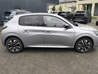 Usata Peugeot 208 Allure 101 CV (74 kW) 2025 Grigio Utilitaria