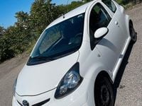Usata Toyota Aygo 68 CV (50 kW) 2012 Bianco Utilitaria
