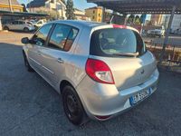 Usata Renault Clio IV 89 CV (65 kW) 2012 Argento Berlina